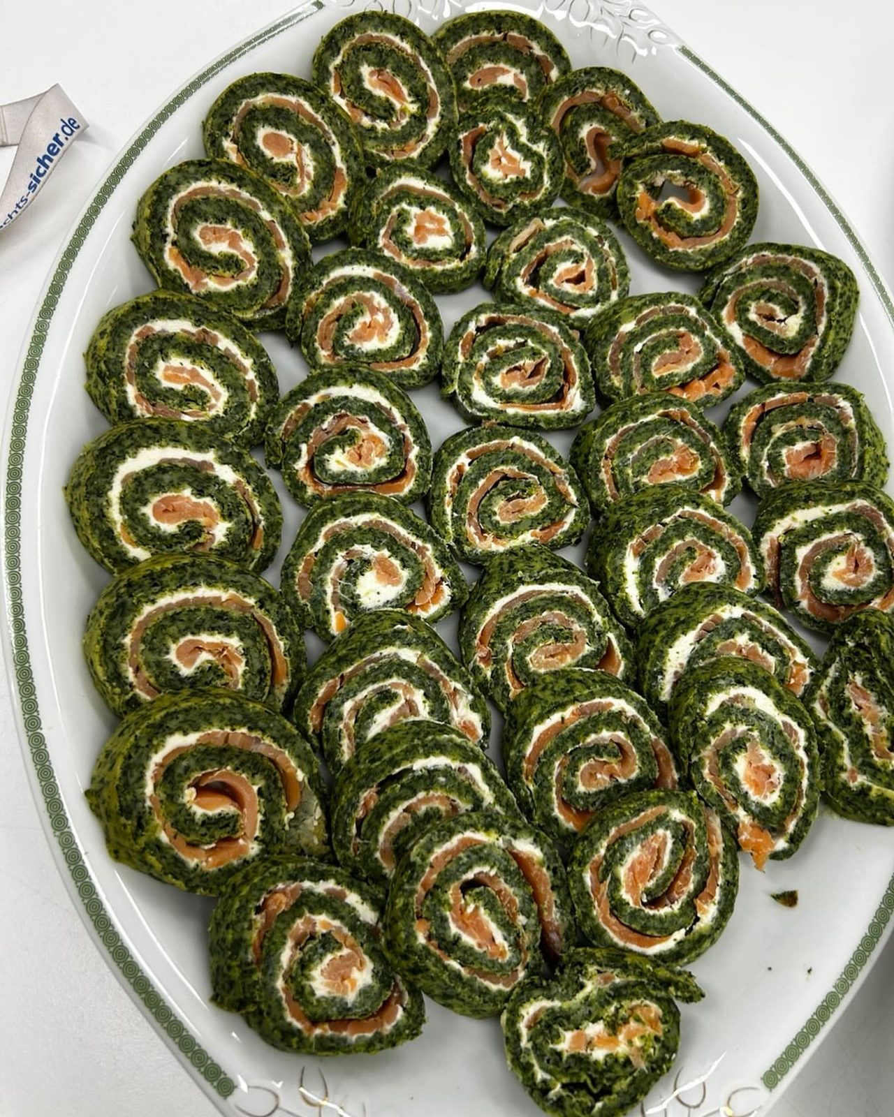 Lachs-Spinat-Röllchen